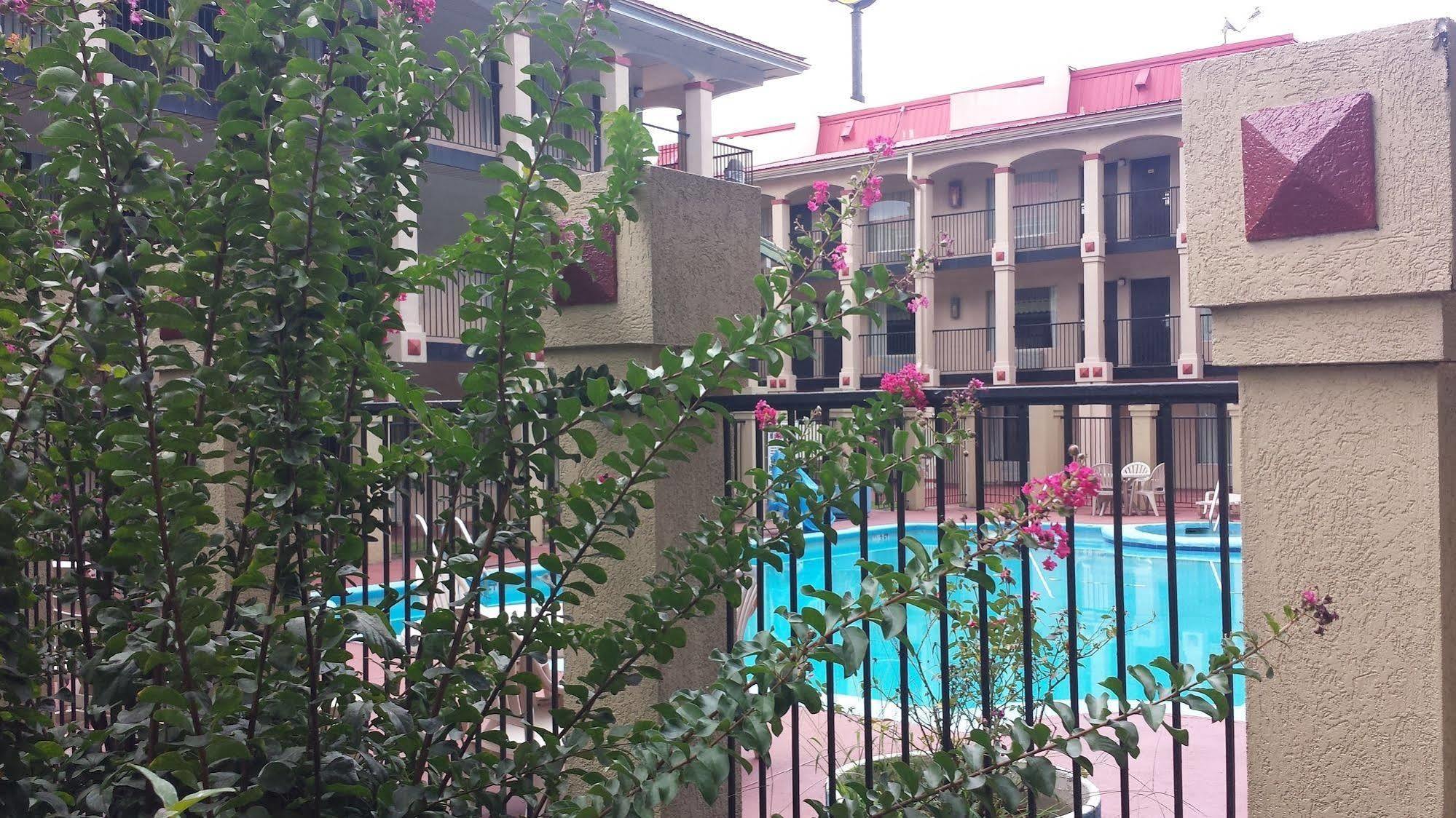 Motel Super 8 By Wyndham College Park/Atlanta Airport West Extérieur photo